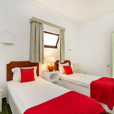 Whome | Balaia 3-Bed Family Holiday Villa Olhos de Αgua Εξωτερικό φωτογραφία