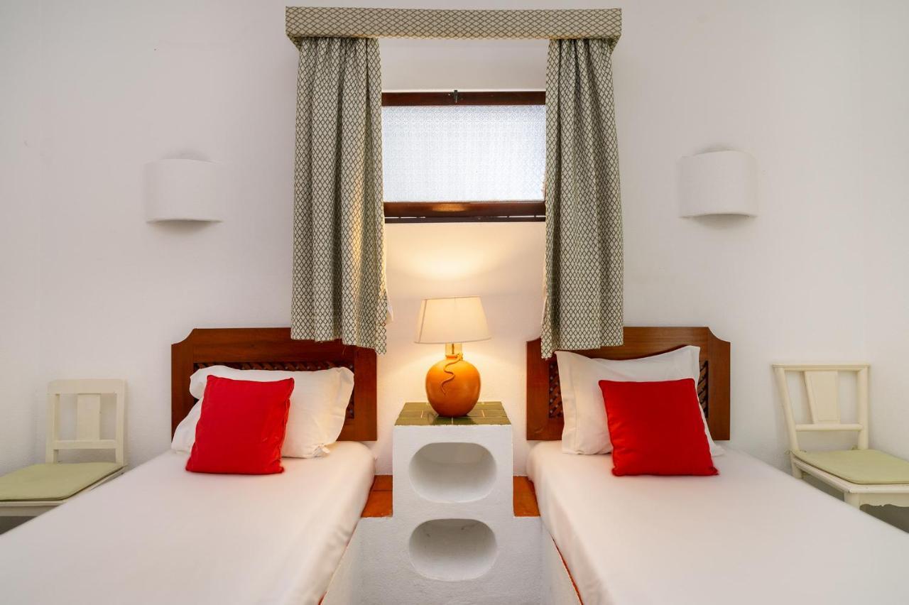 Whome | Balaia 3-Bed Family Holiday Villa Olhos de Αgua Εξωτερικό φωτογραφία